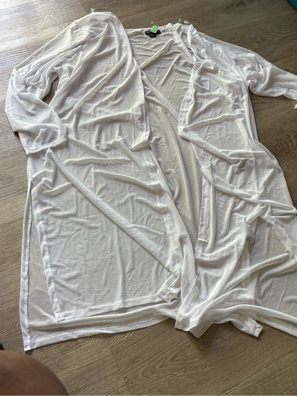 Love New Without Tags White Sheer Duster / Cover Up